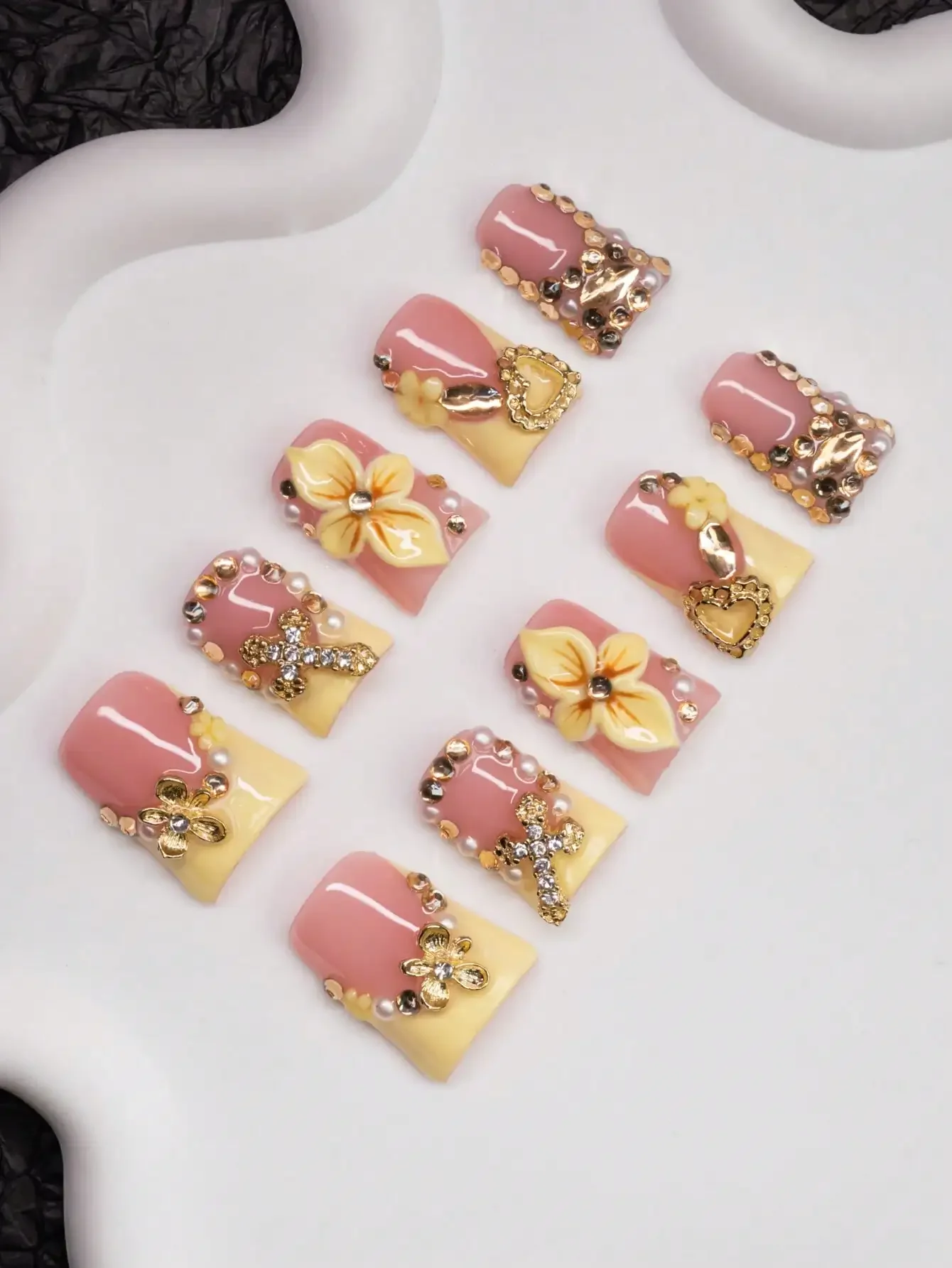 Nail Art Yellow - 10Pcs Set Handmade Duck-Mouth Shaped Nail