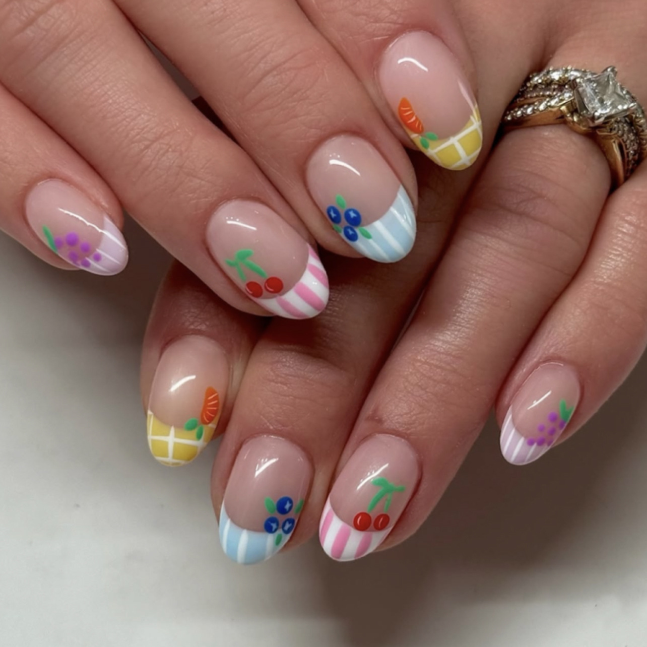 24Pcs Simple Almond Nails Tips - Nail Art Oval 리뷰 및 가격