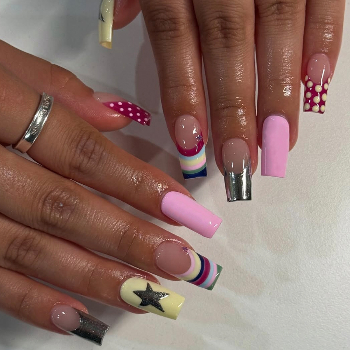 24pcs Dopamine Rainbow Graffit - Nail Art Yellow 리뷰 및 가격